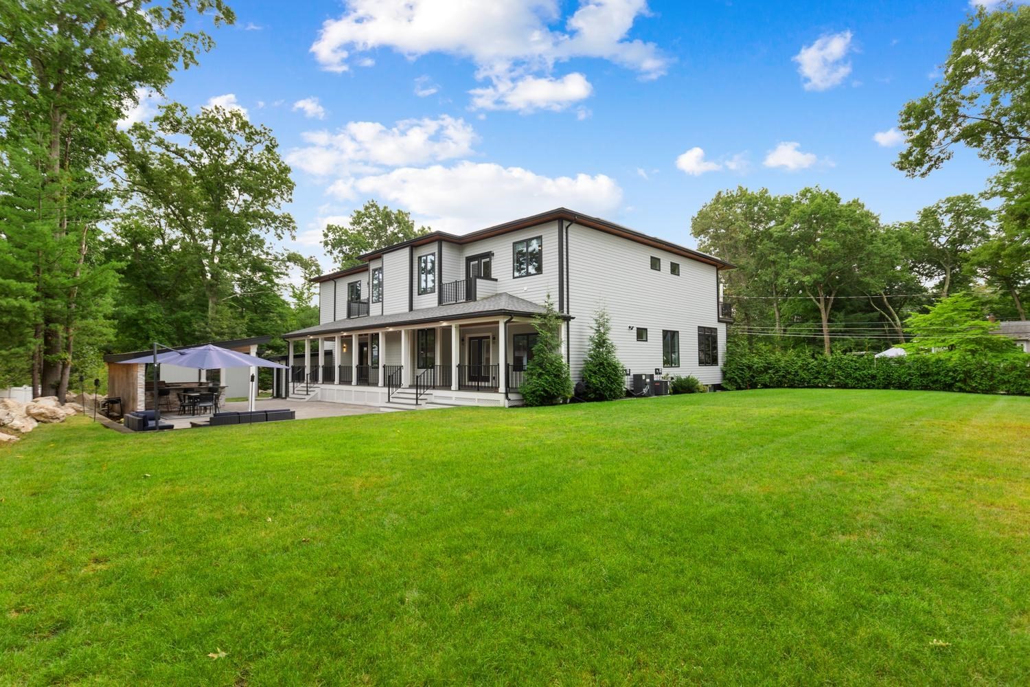 8 Jonathan Road