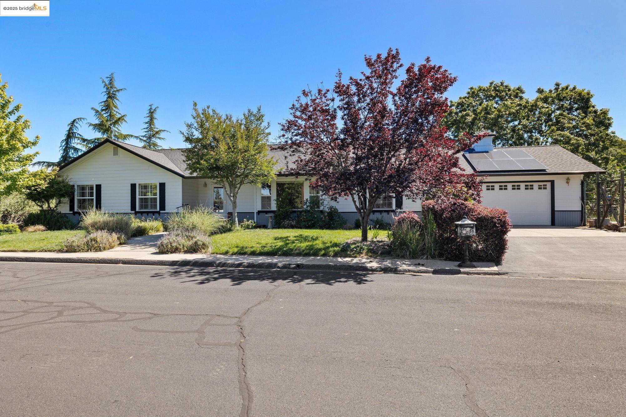 15840 Ridgefield Ct.