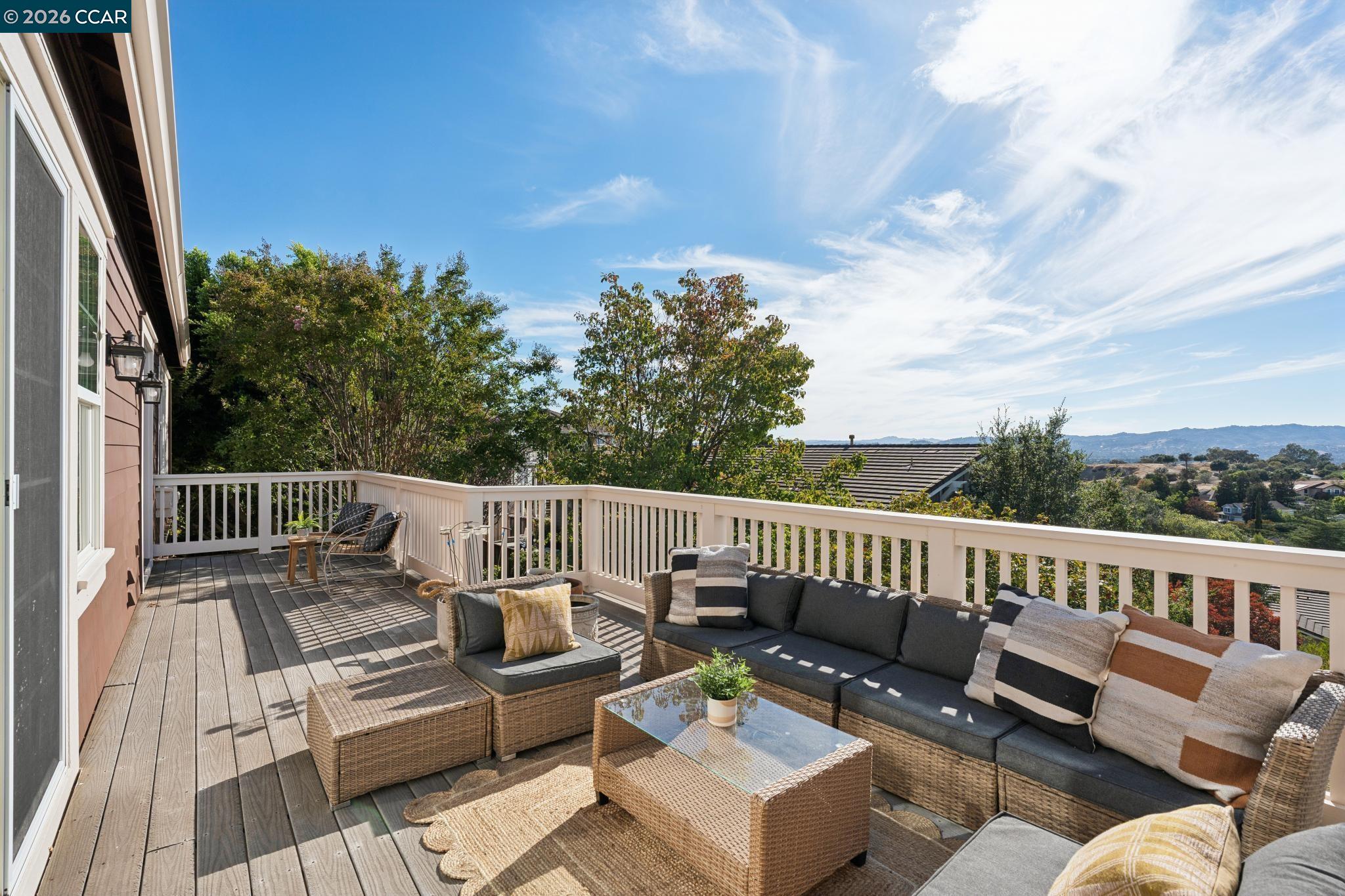 4360 Kingswood Dr