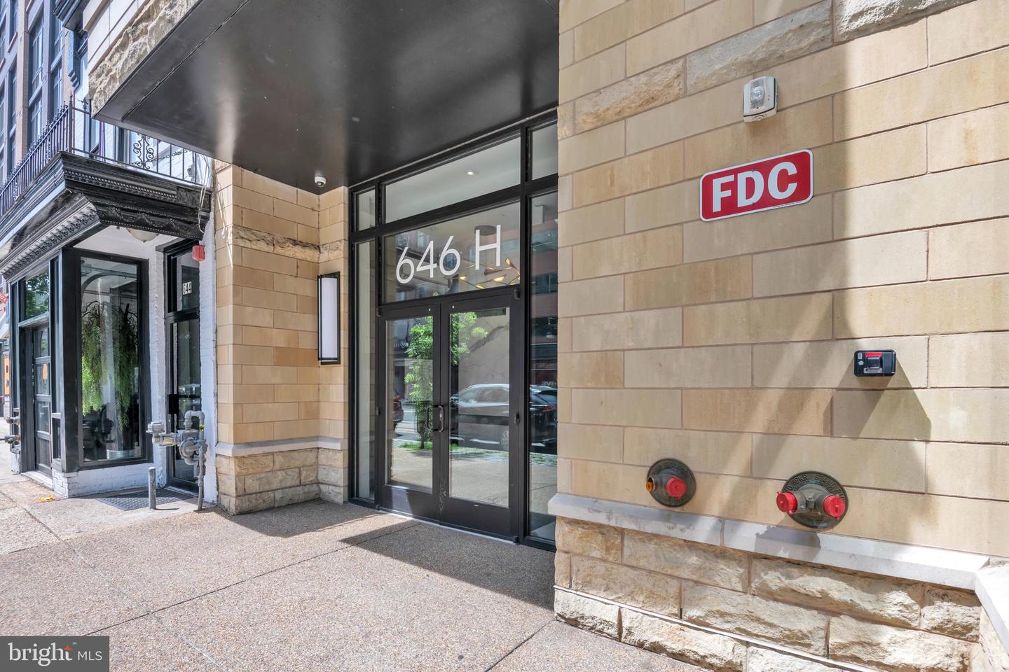 646 H St NE #301