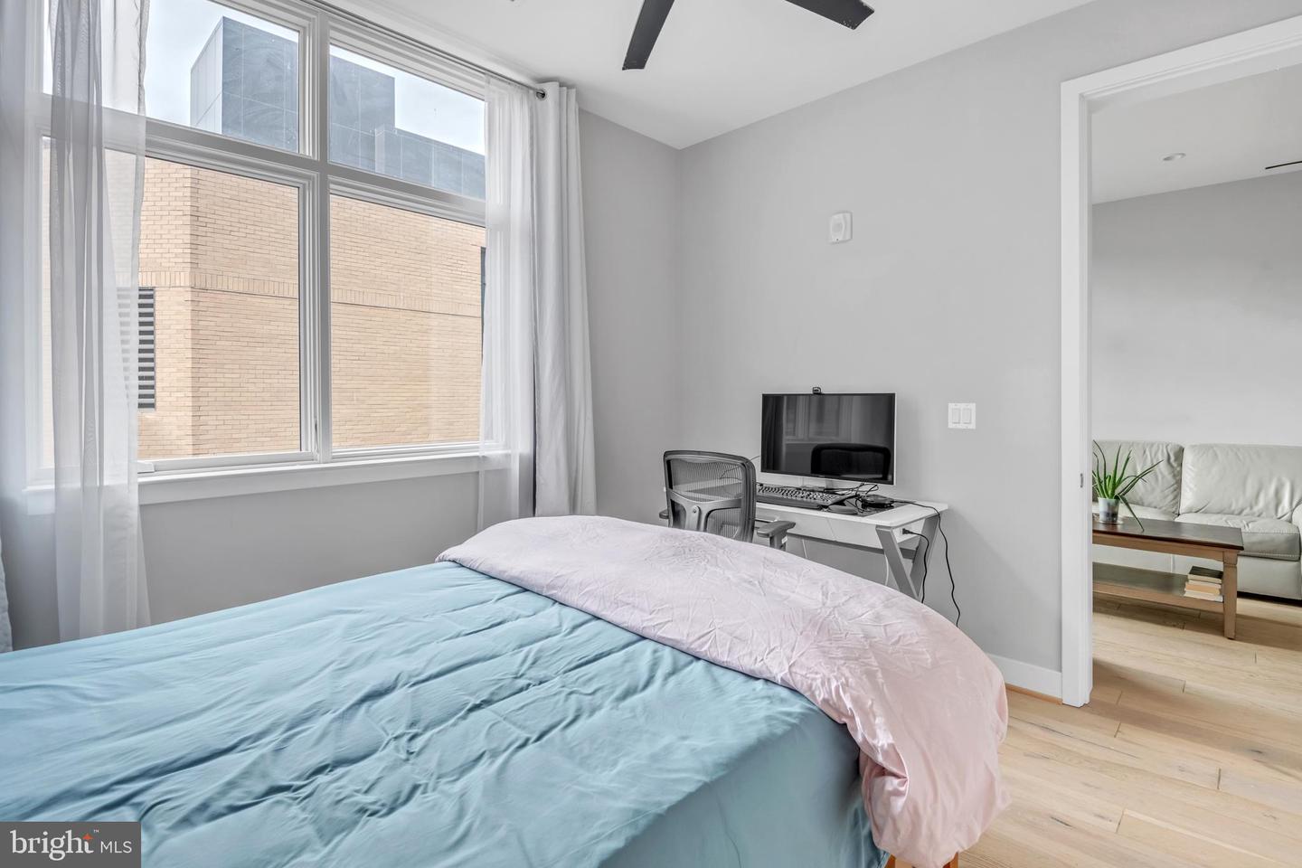 646 H St NE #301