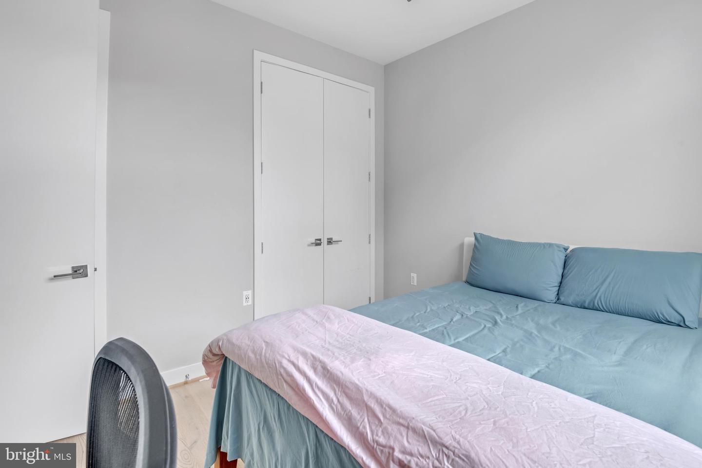 646 H St NE #301