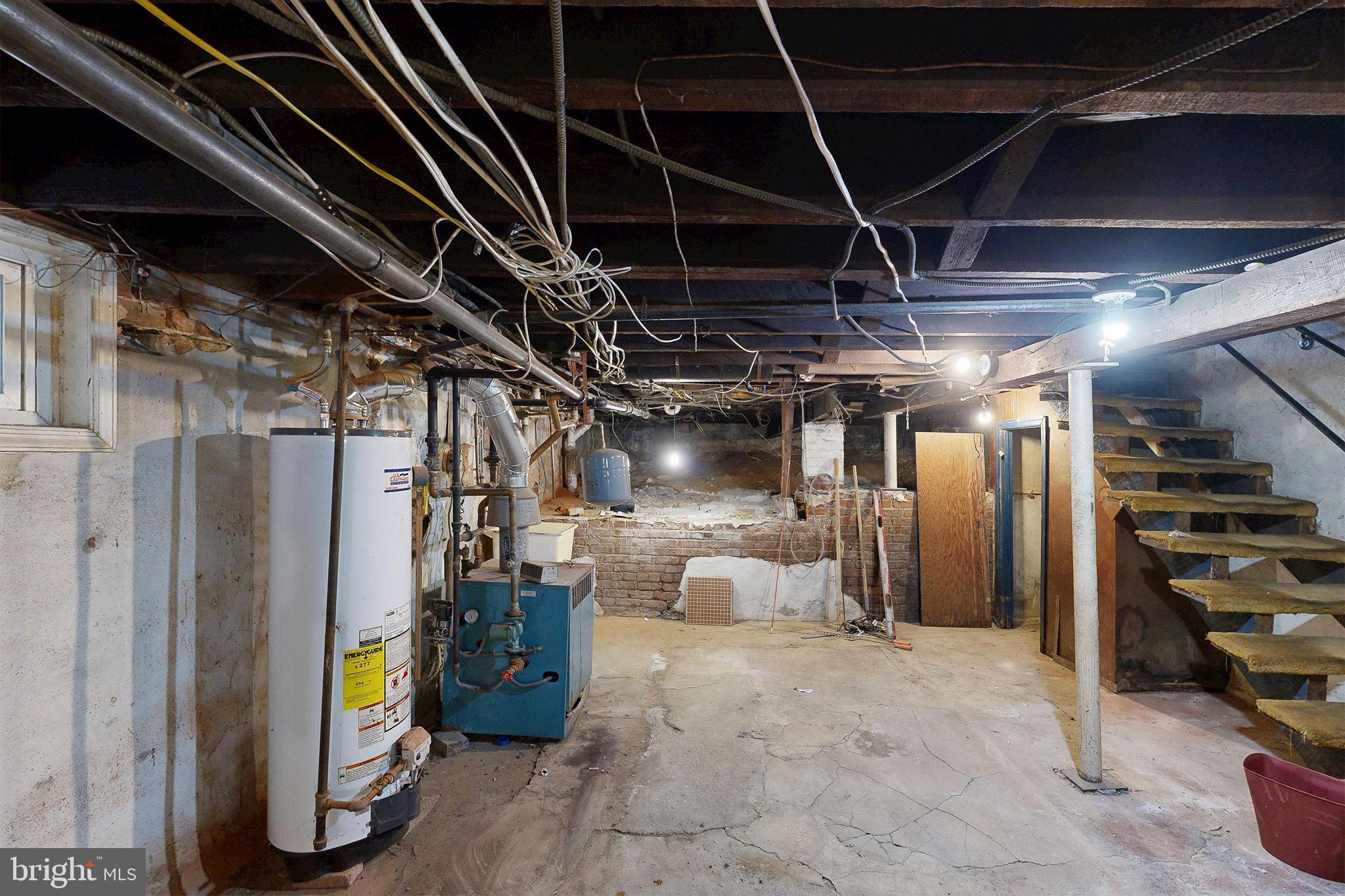 2810 SHERMAN AVENUE NW