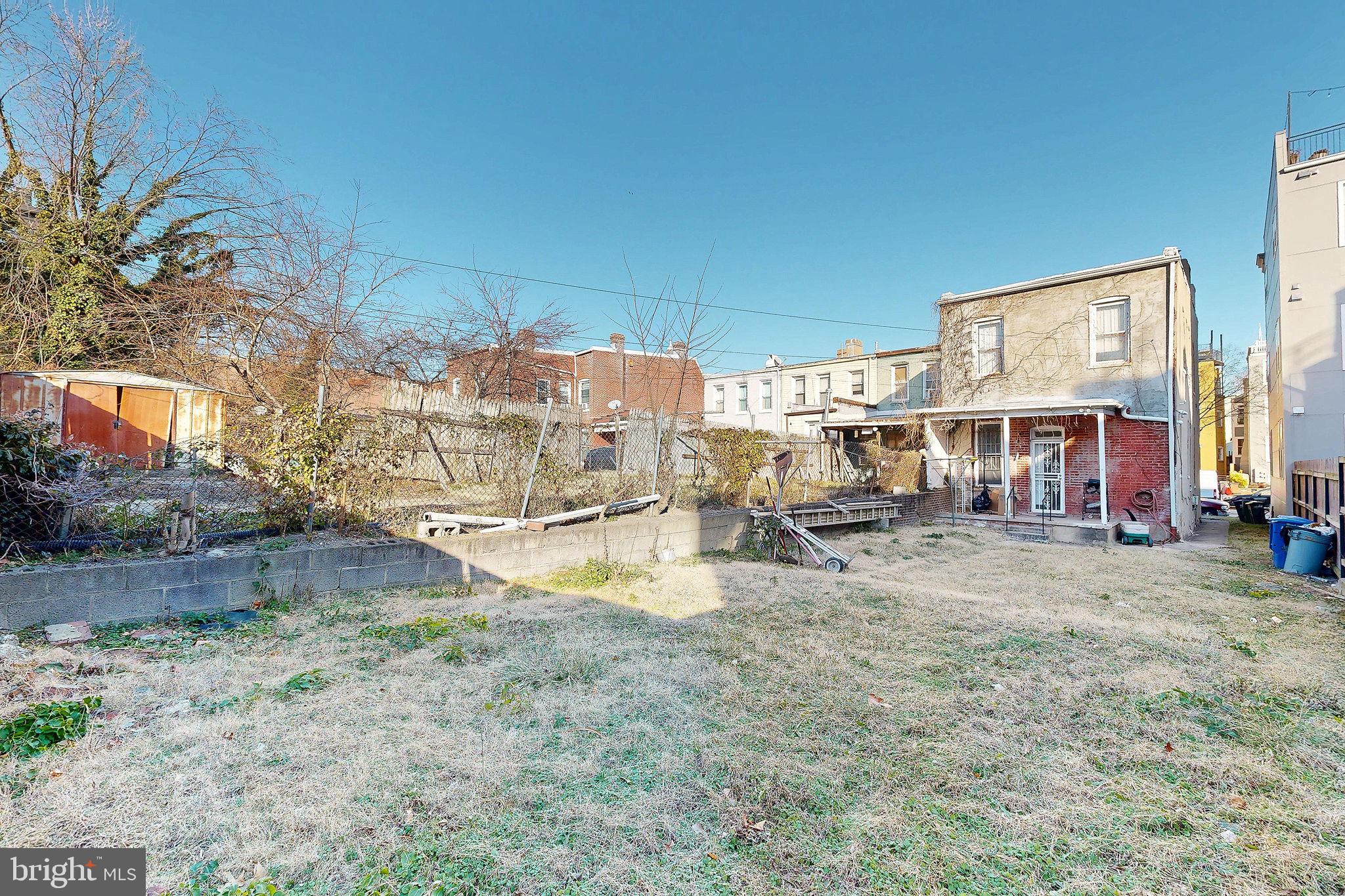 2810 SHERMAN AVENUE NW