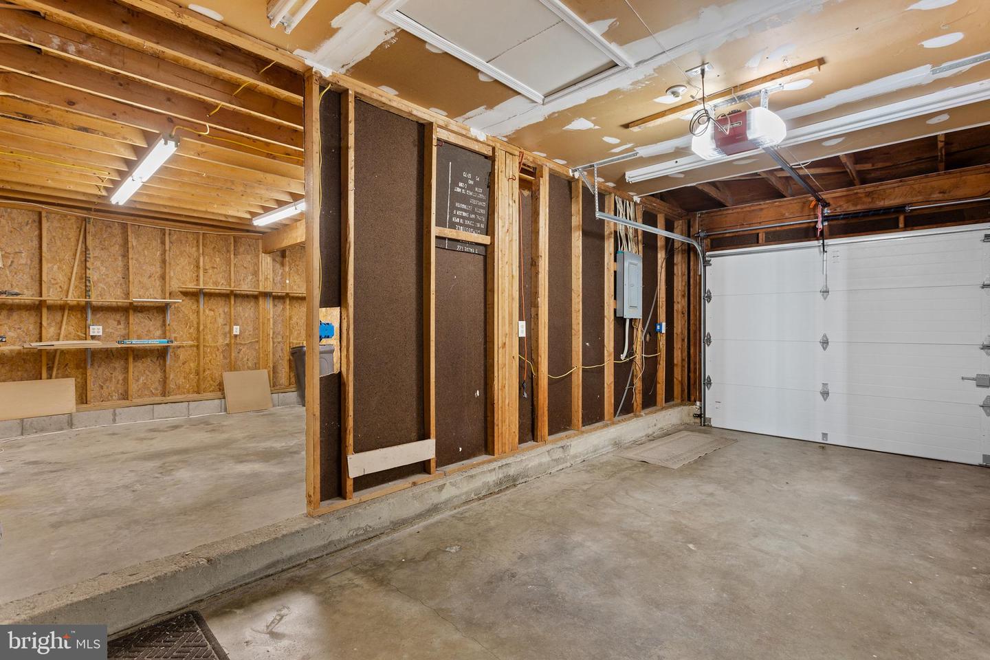 1920 Canonchet Ct