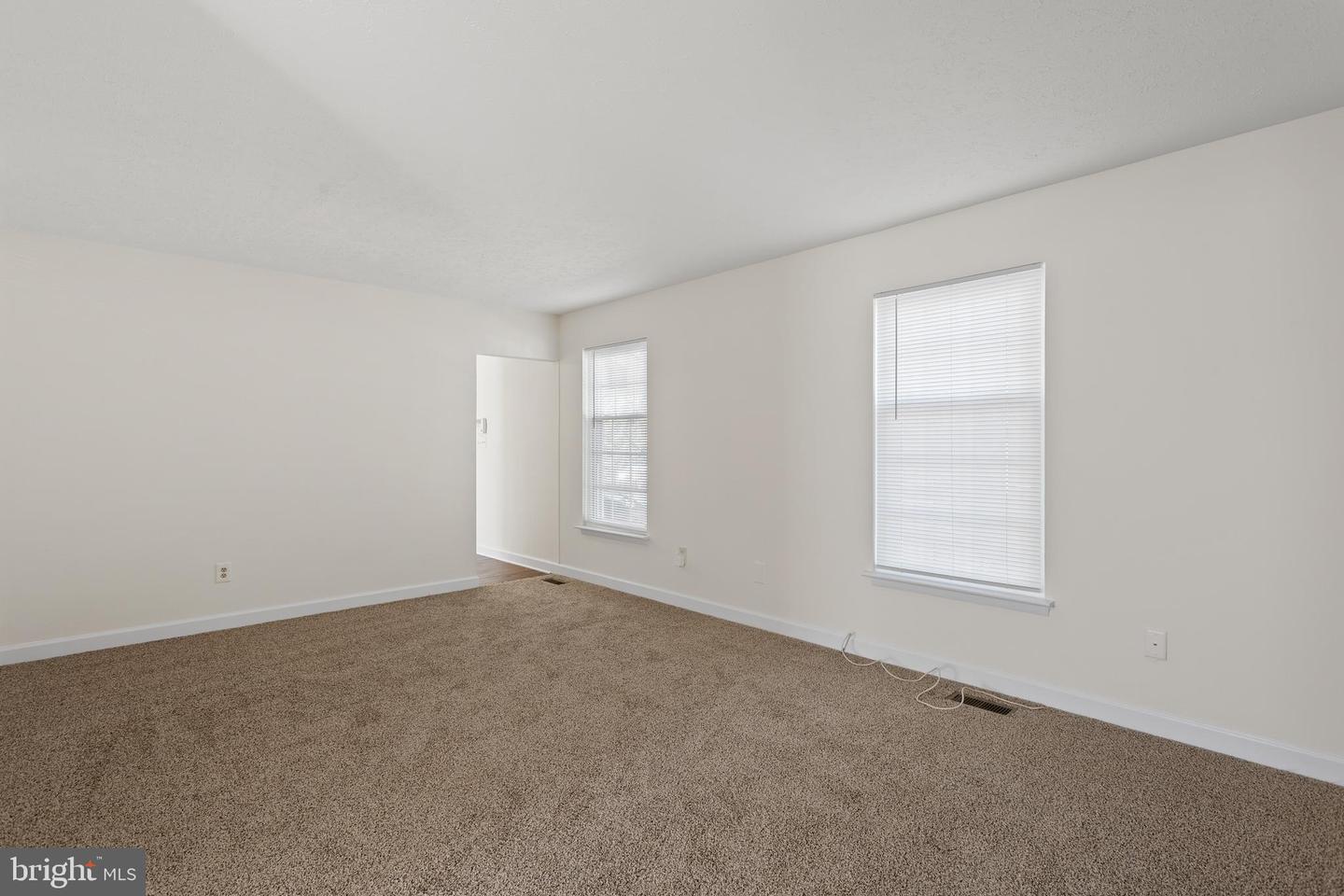 1920 Canonchet Ct