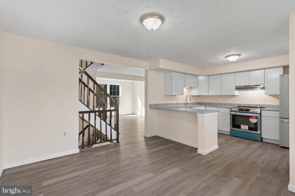 3562 Laurel View Ct