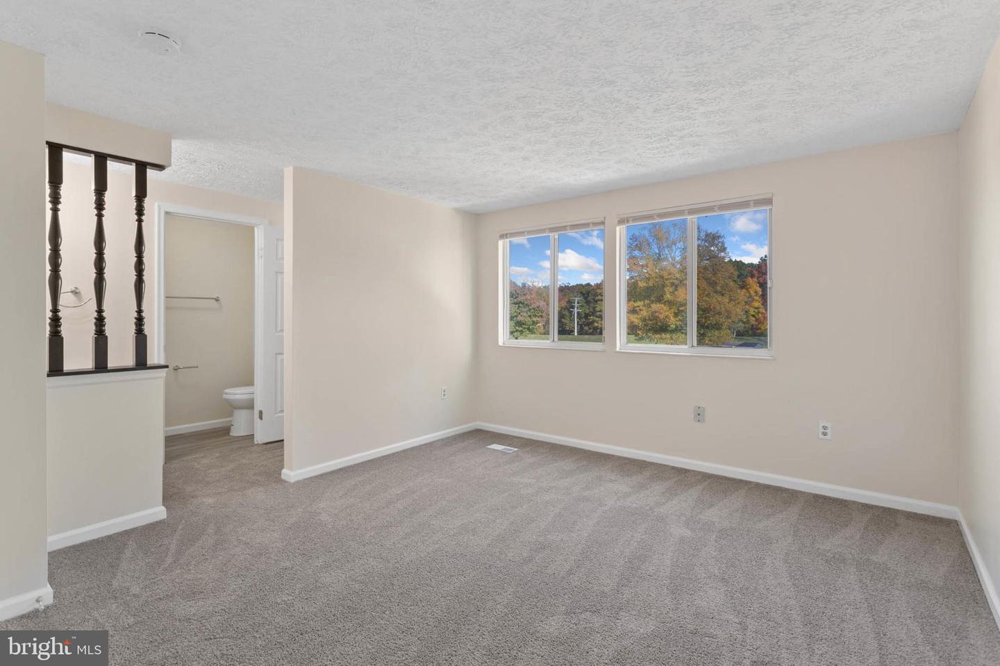 3562 Laurel View Ct