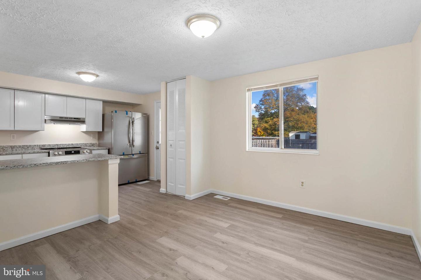 3562 Laurel View Ct