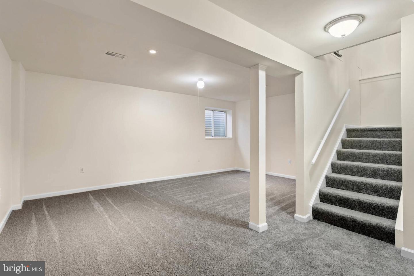 3562 Laurel View Ct