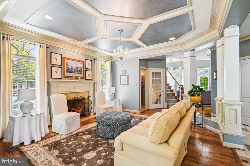 709 PILOT HOUSE DRIVE