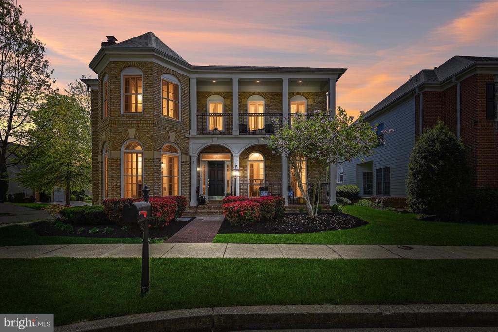 709 PILOT HOUSE DRIVE