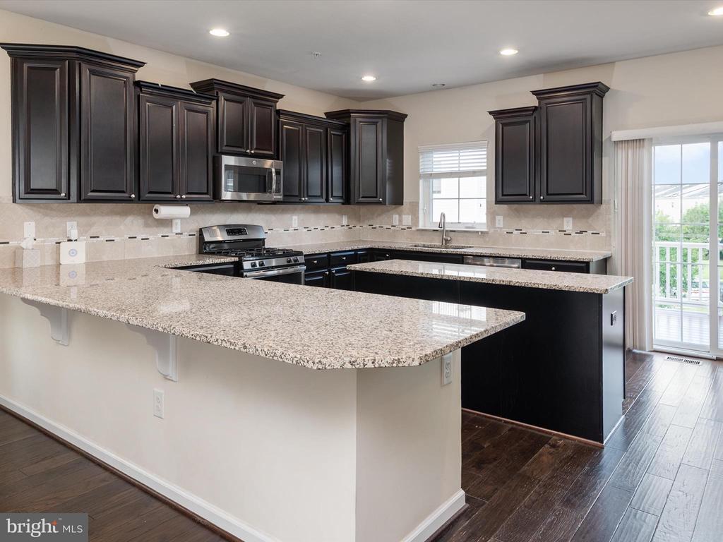 7508 CANTON WAY
