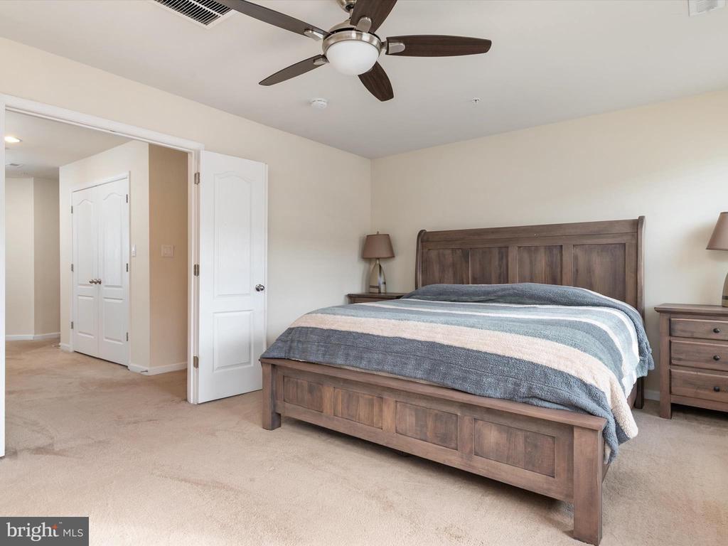 7508 CANTON WAY