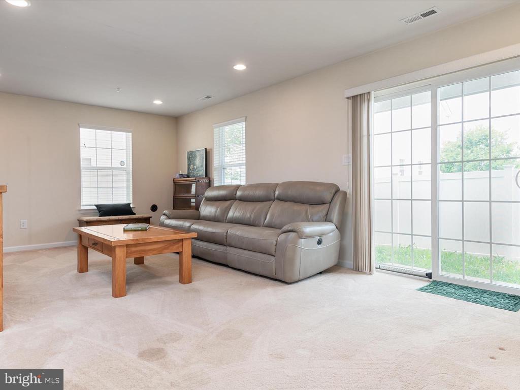 7508 CANTON WAY