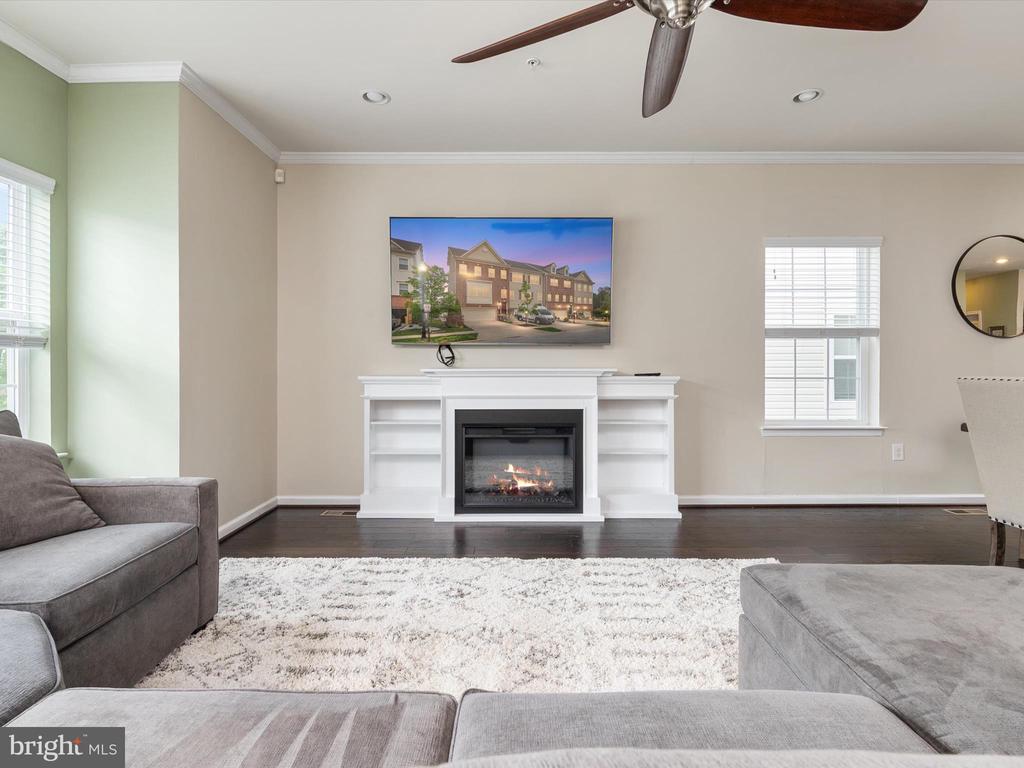 7508 CANTON WAY