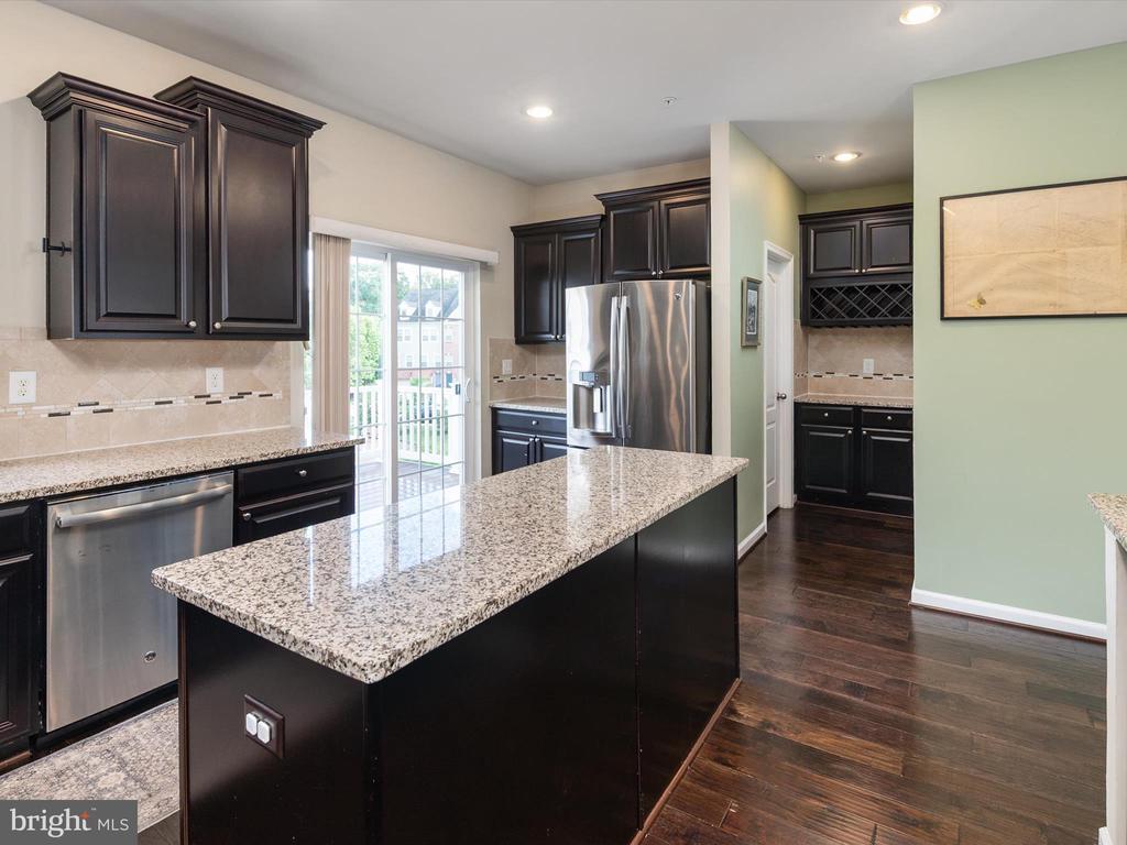 7508 CANTON WAY