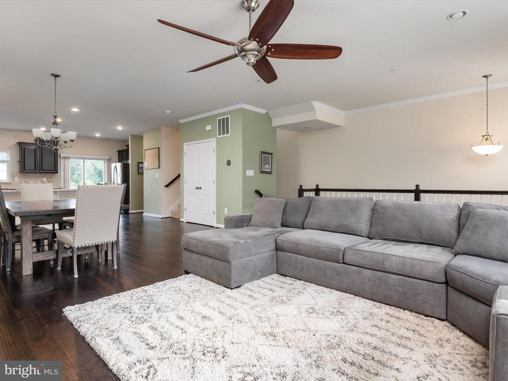 7508 CANTON WAY