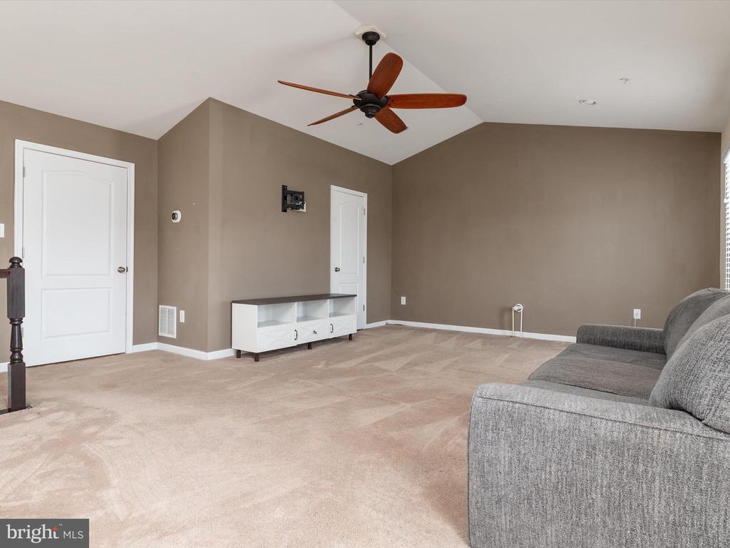 7508 CANTON WAY
