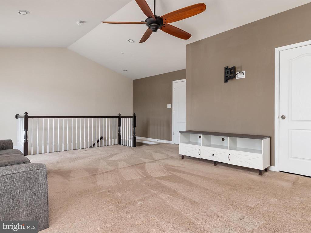 7508 CANTON WAY
