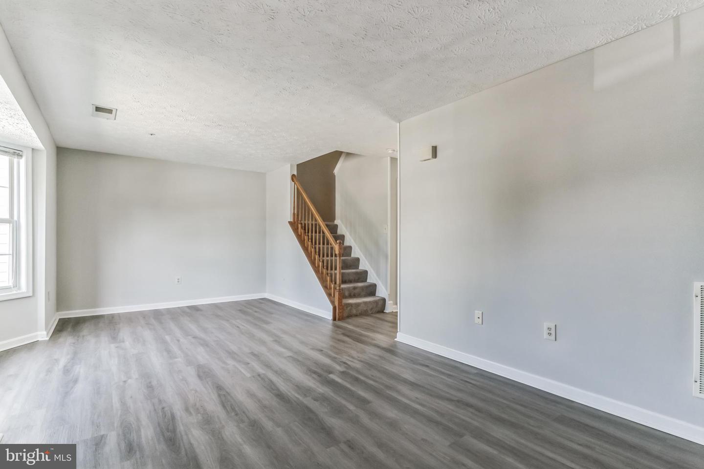 203 Hibiscus Ct