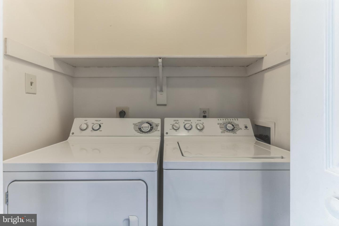 203 Hibiscus Ct