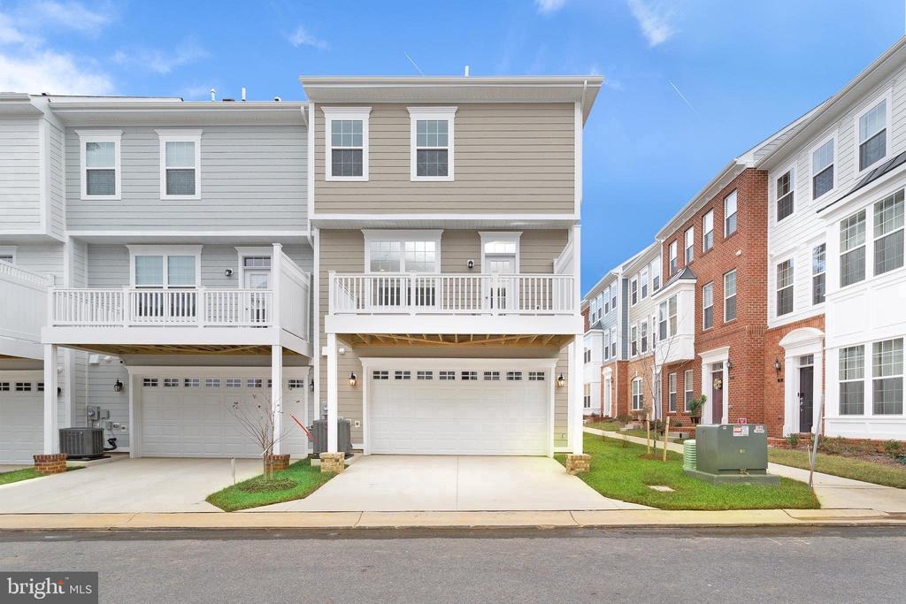 313 Buckeye Cir