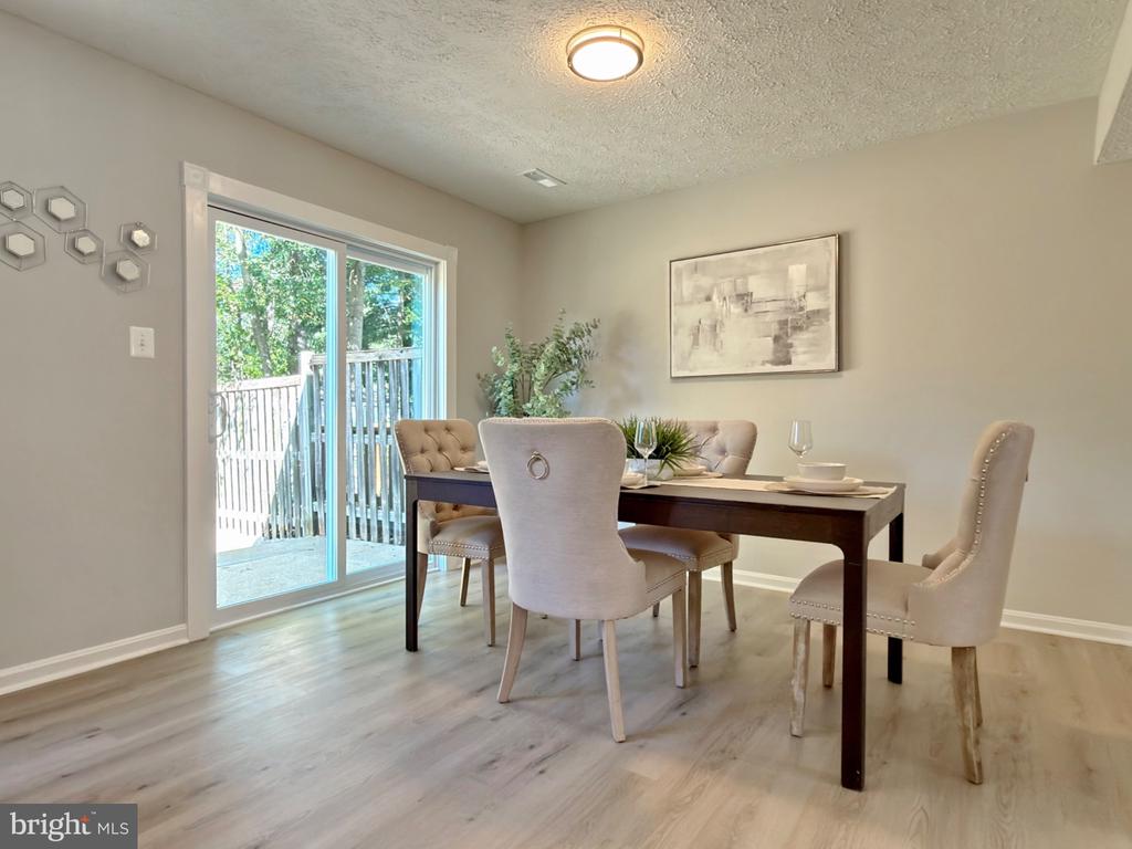 6903 CARIBOU COURT