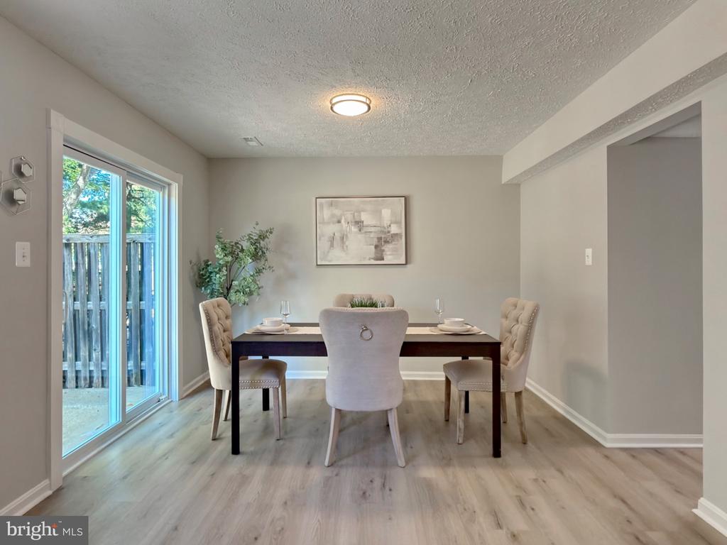 6903 CARIBOU COURT