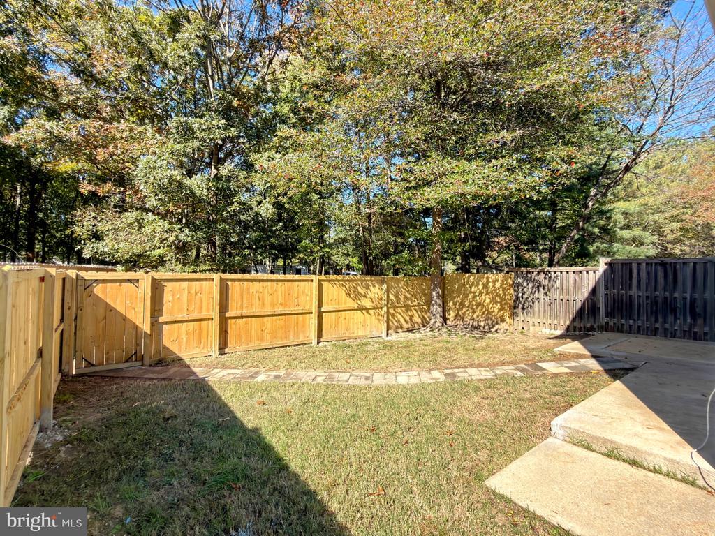 6903 CARIBOU COURT
