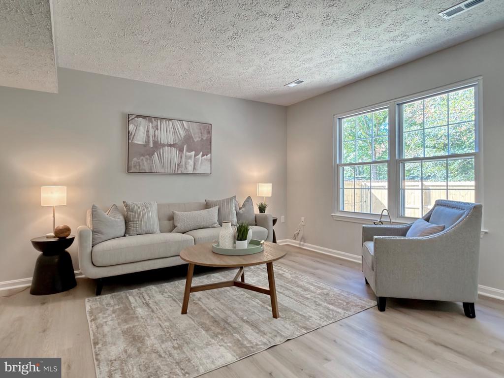 6903 CARIBOU COURT