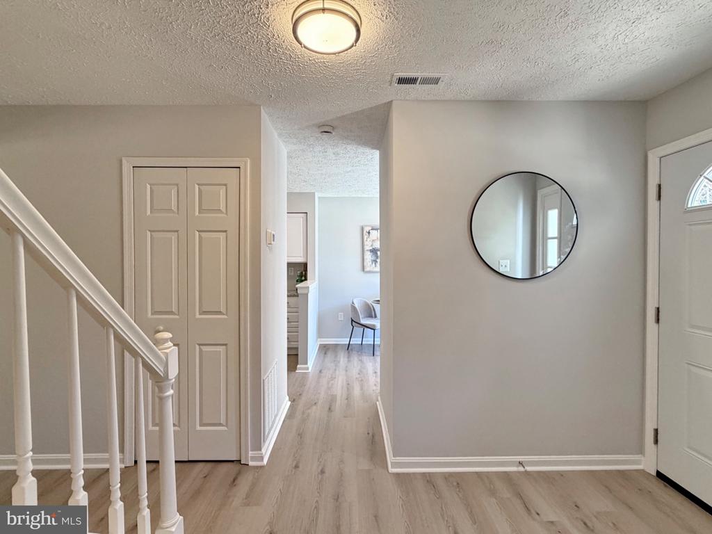 6903 CARIBOU COURT