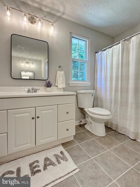 6903 CARIBOU COURT