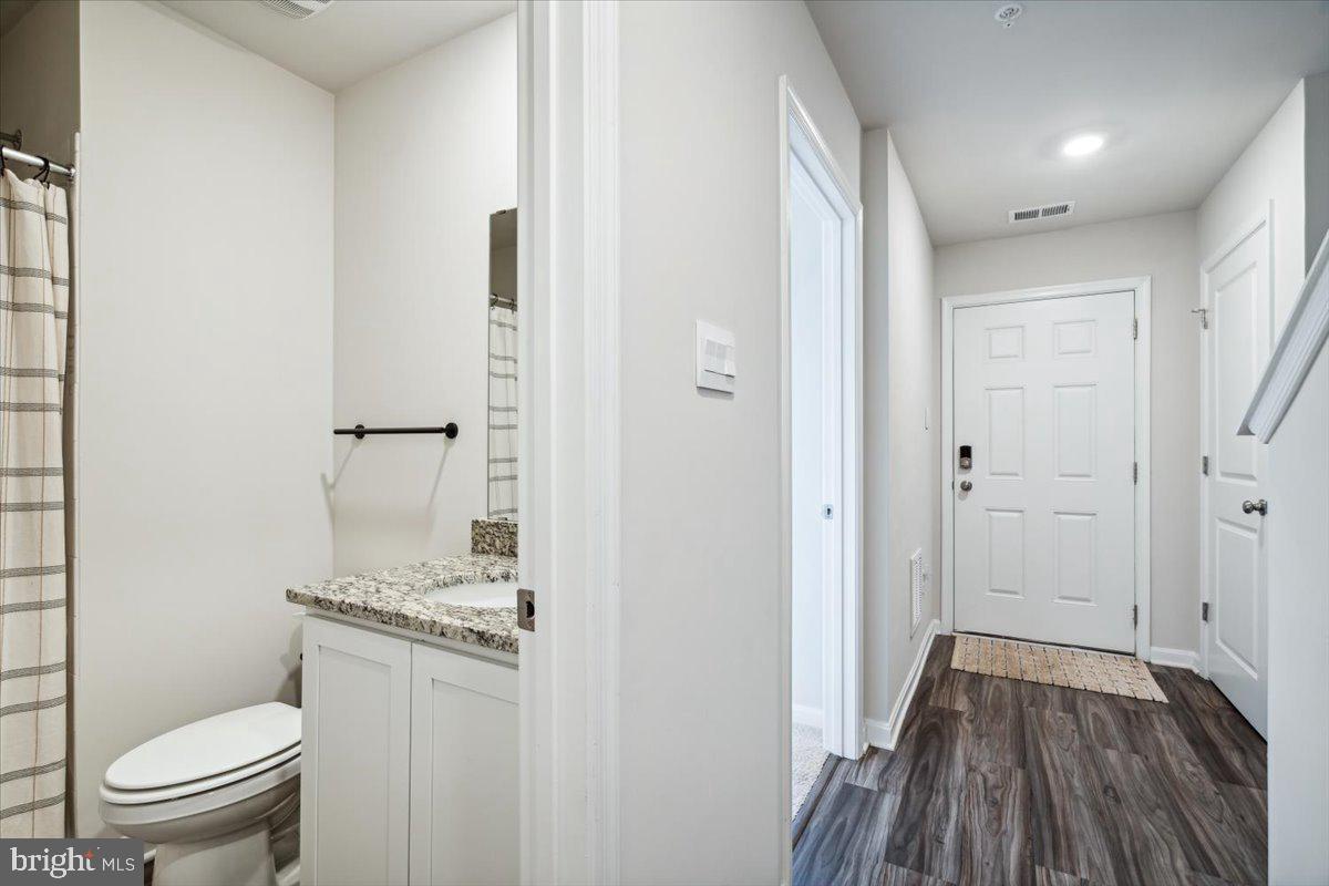 1204 Daphne Way