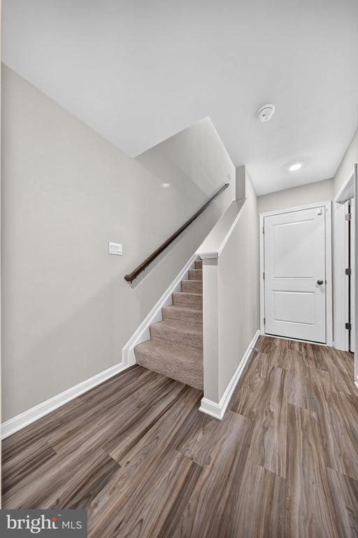 1204 DAPHNE WAY