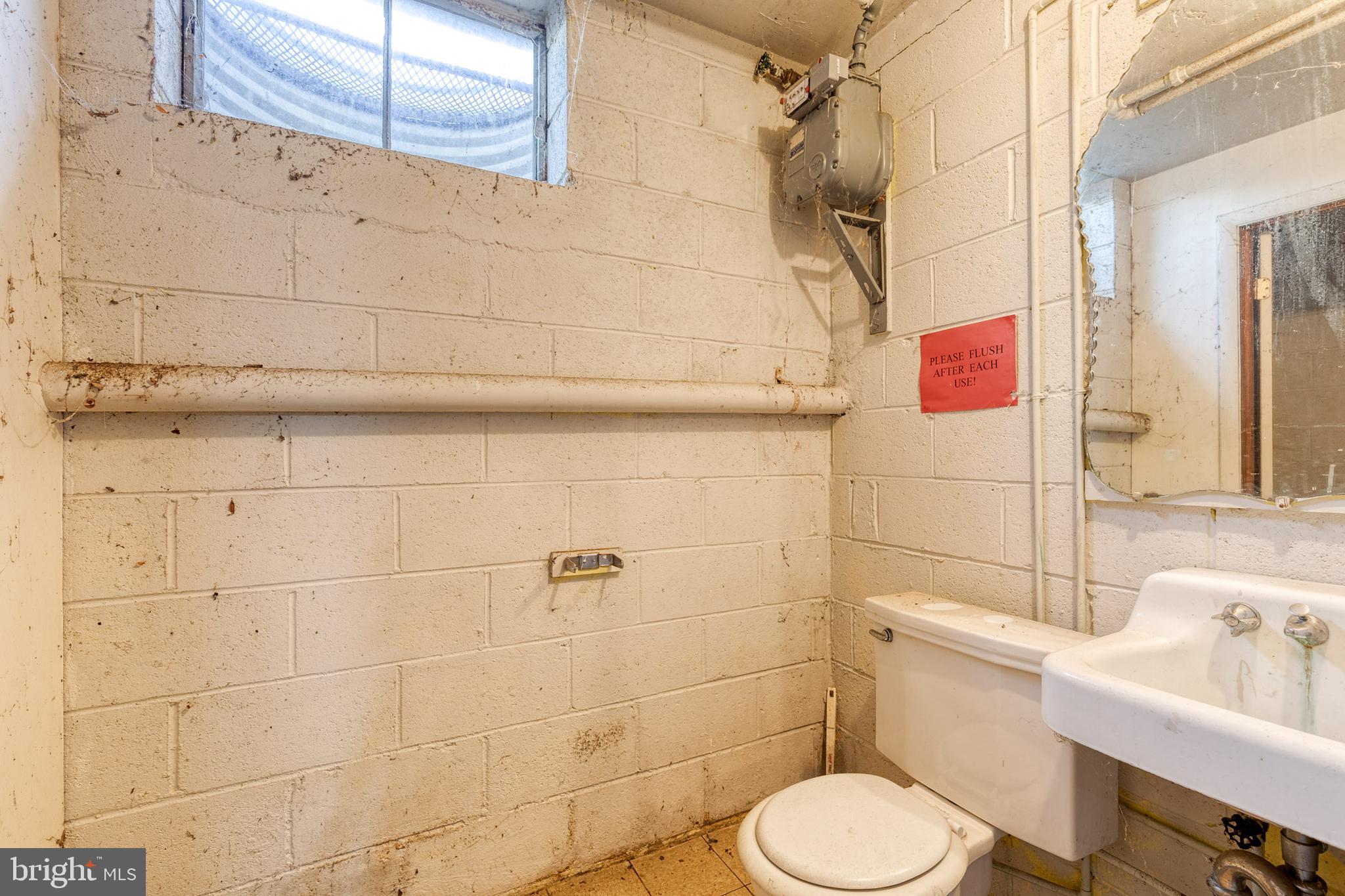 8220 Old Montgomery Rd