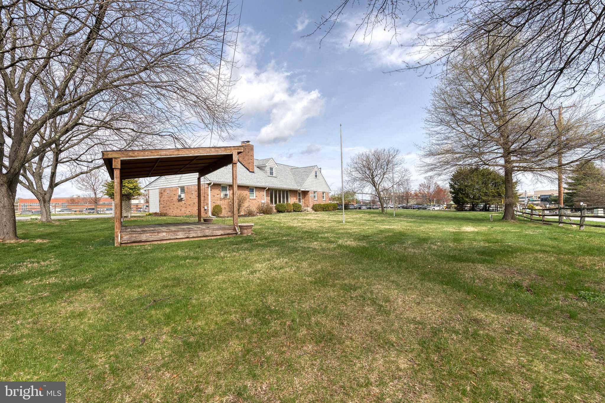 8220 Old Montgomery Rd