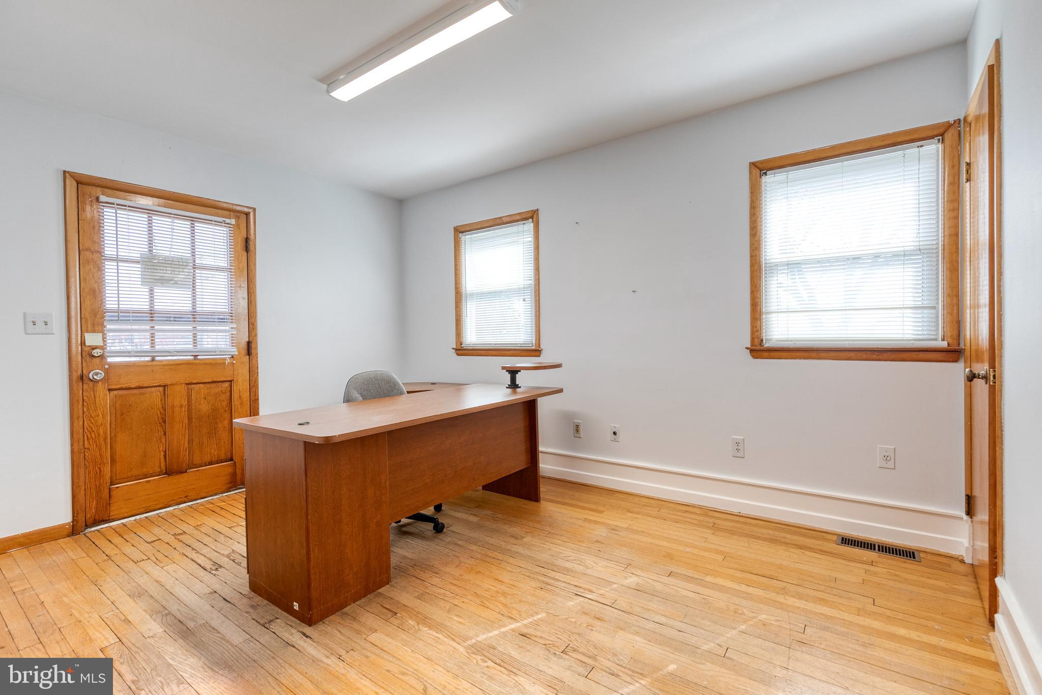 8220 Old Montgomery Rd