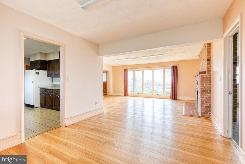 8220 Old Montgomery Rd