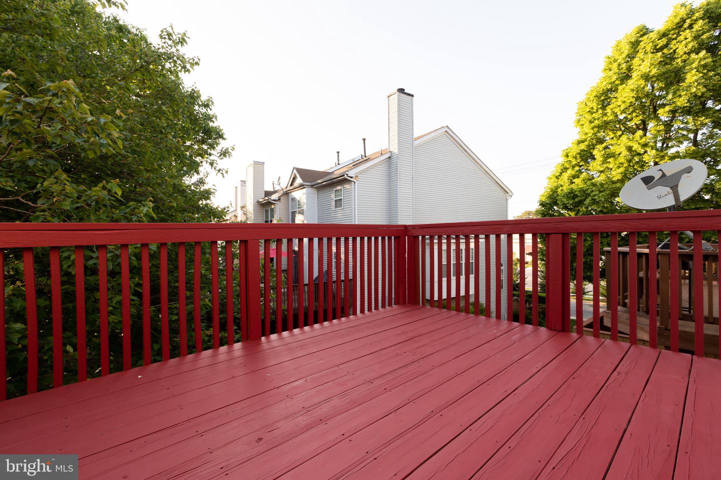 28 Carriage Walk Ct