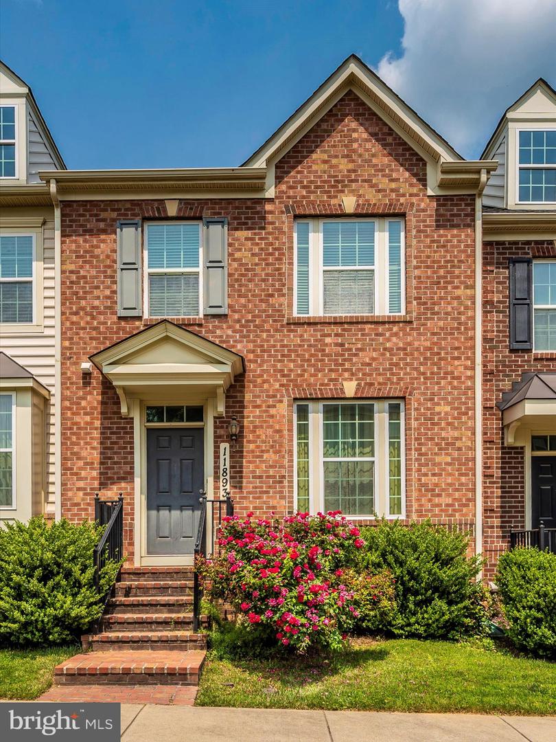 11893 Country Squire Way
