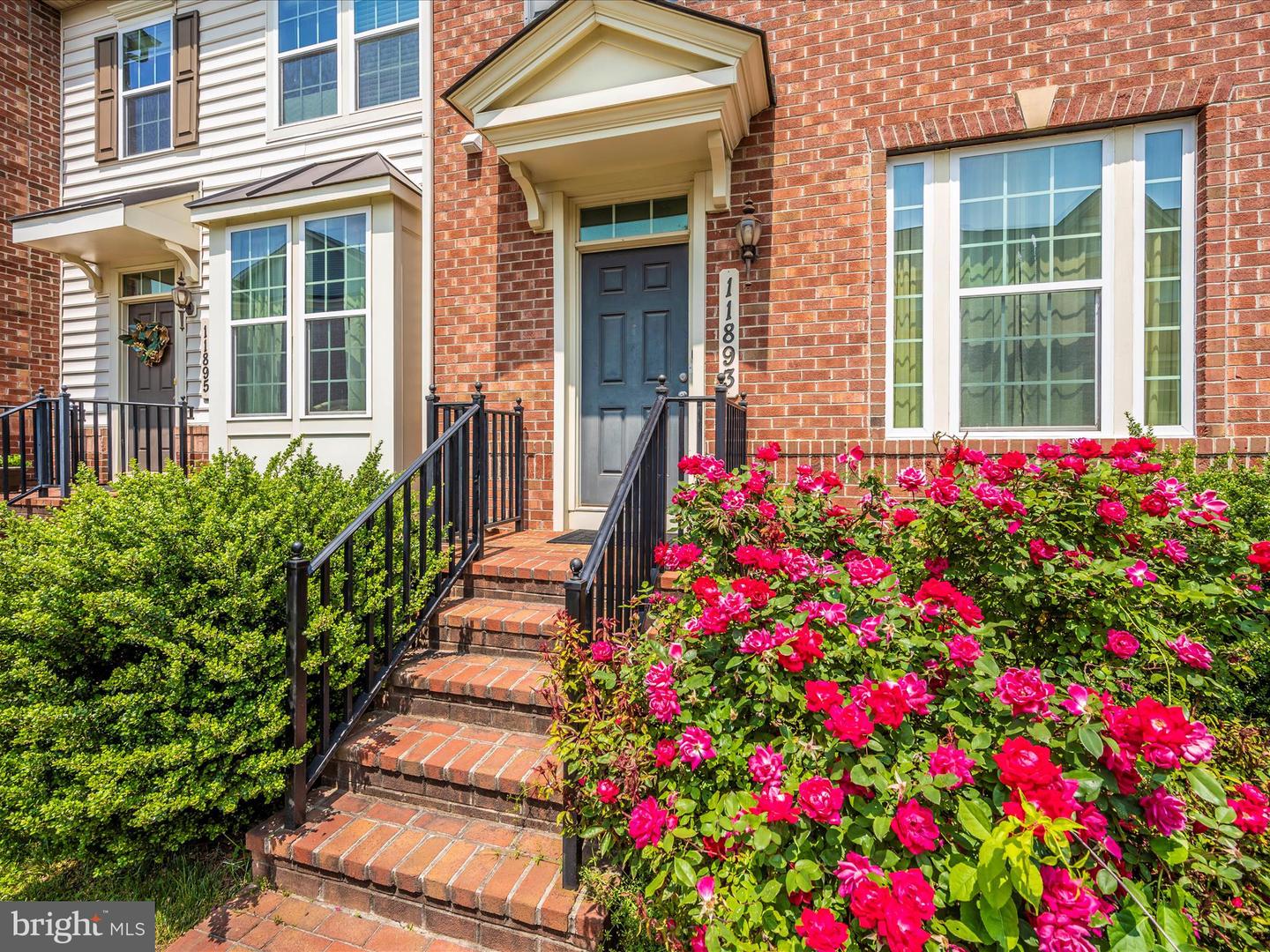 11893 Country Squire Way