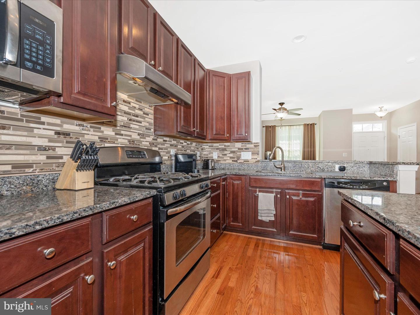 11893 Country Squire Way