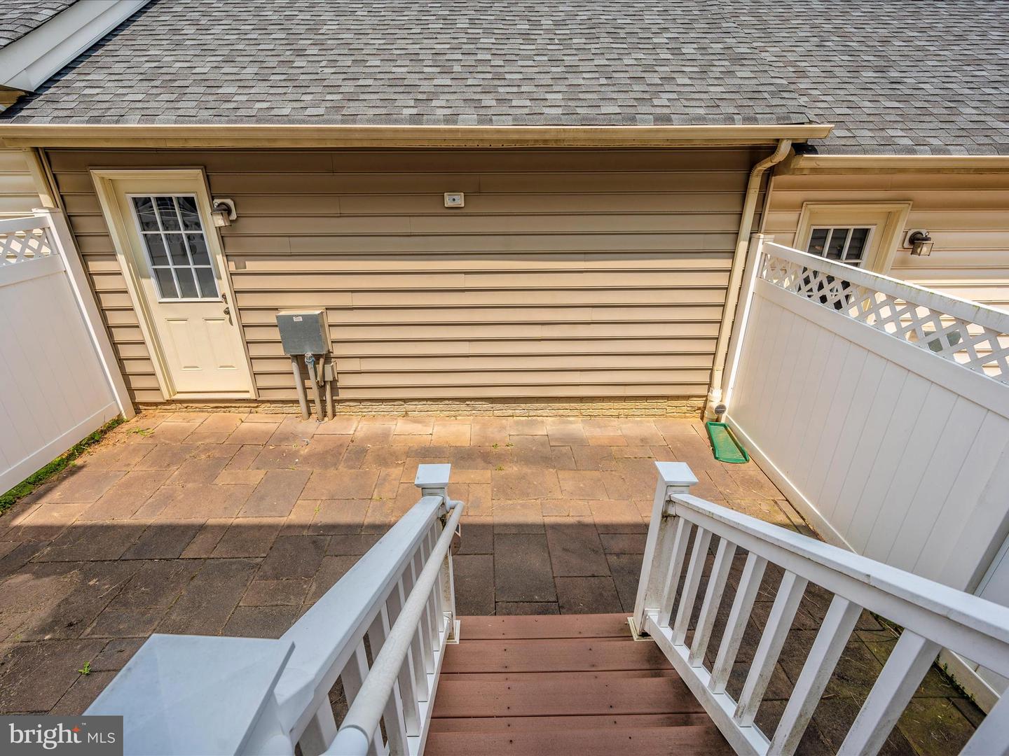 11893 Country Squire Way