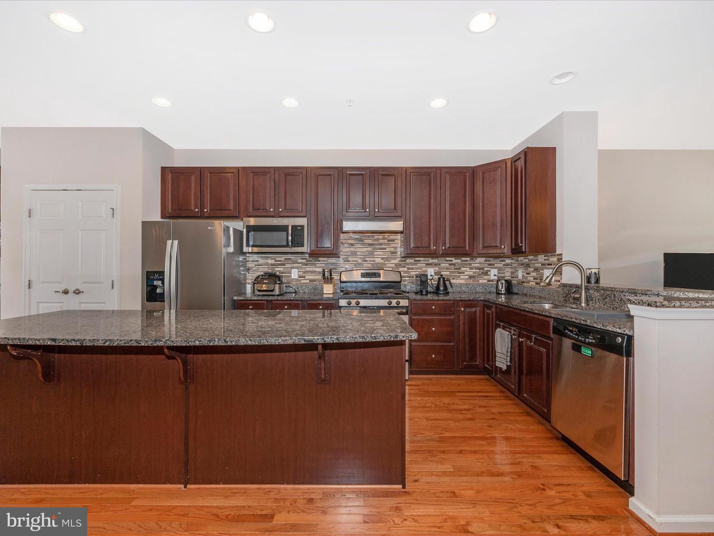 11893 Country Squire Way