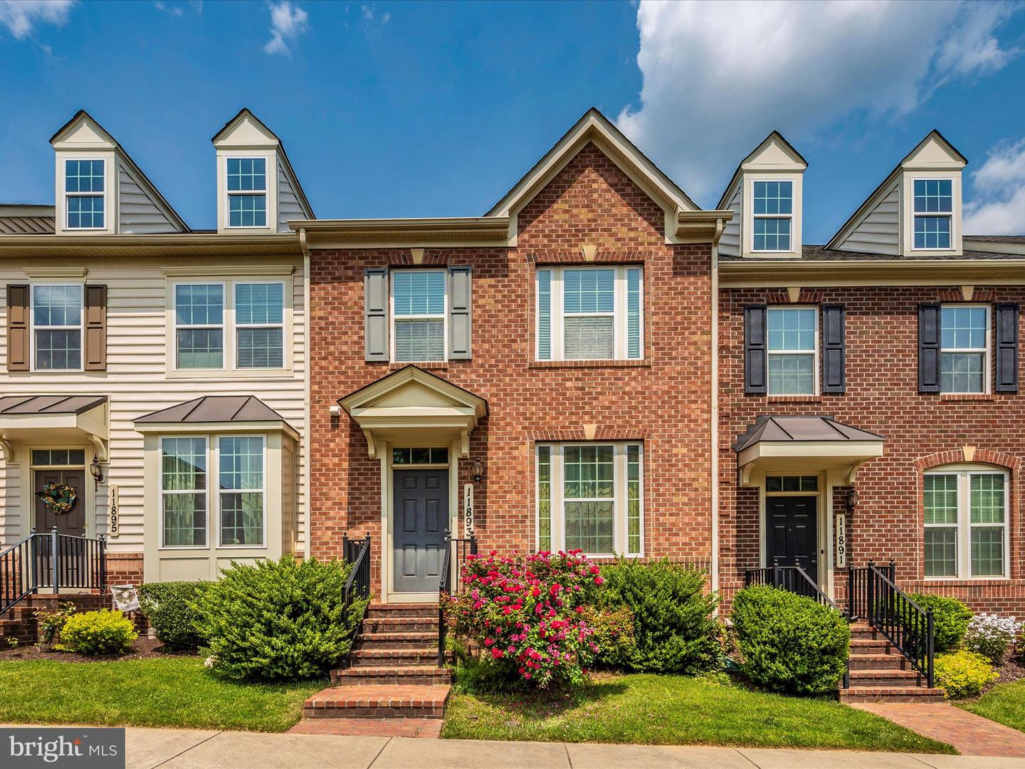 11893 Country Squire Way
