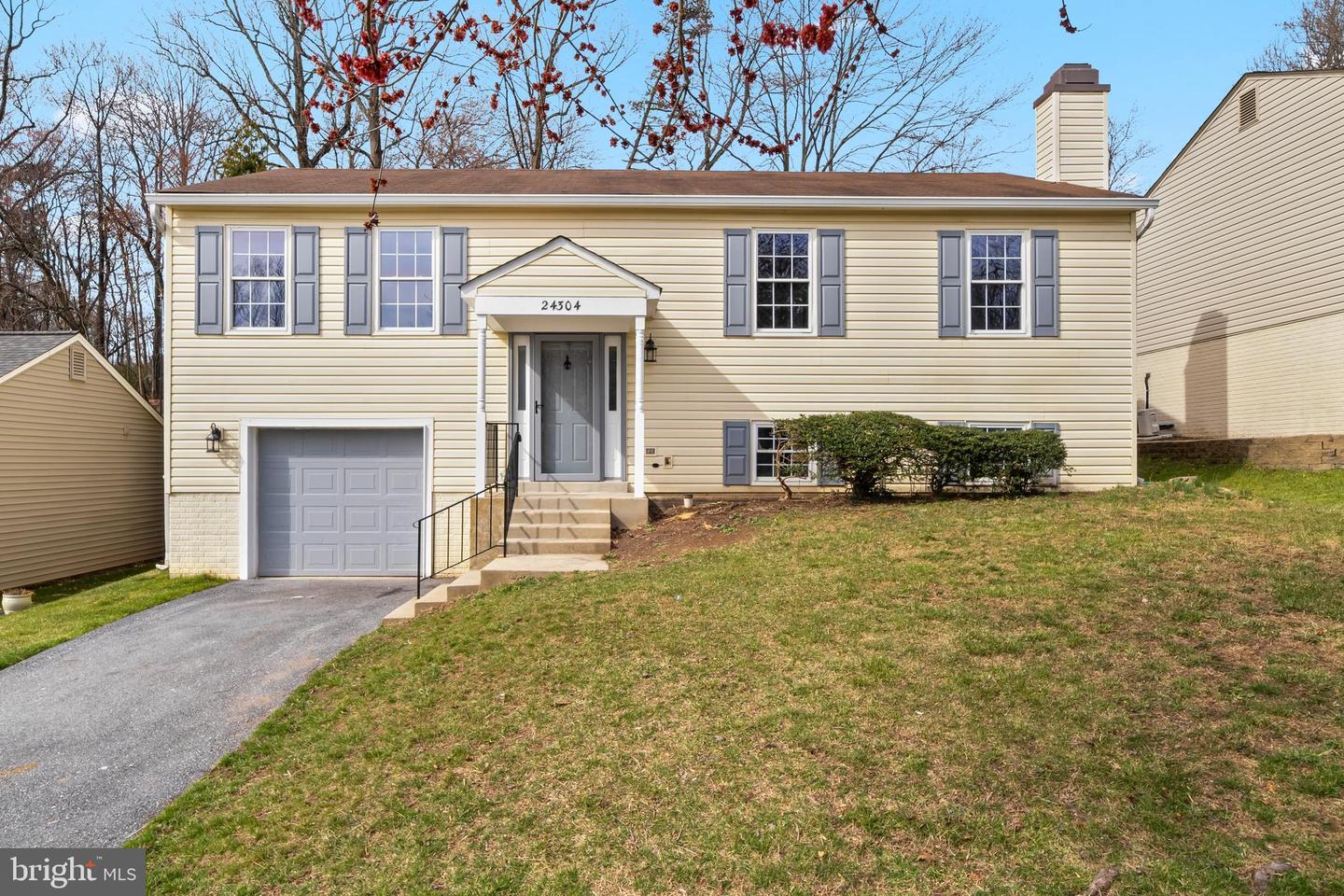 24304 Preakness Dr