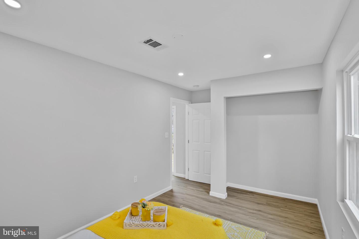 2800 Sheraton St