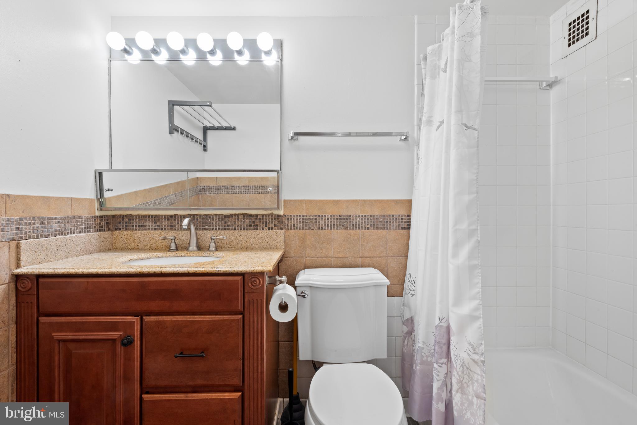 5500 Friendship Blvd #2012n