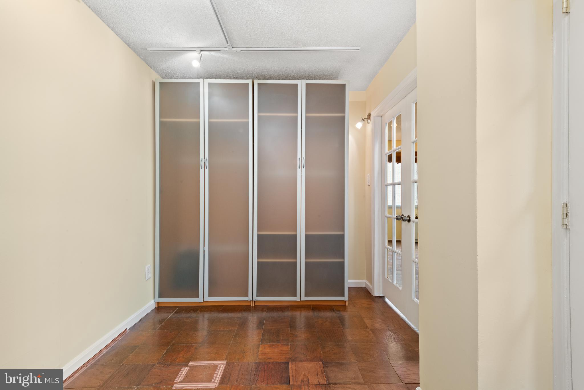 5500 Friendship Blvd #2012n